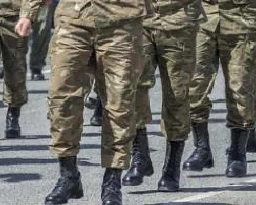 Προσπάθειες αποσωλήνωσης του στρατιώτη που νοσηλεύεται στην Εντατική με μηνιγγίτιδα-Επταήμερη... καραντίνα στη συγκεκριμένη μονάδα