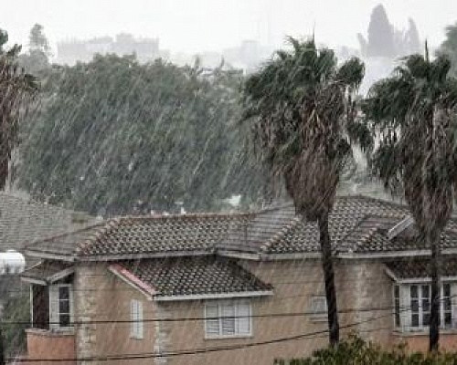 Εκδίδεται κίτρινη προειδοποίηση για ισχυρές καταιγίδες την Πέμπτη-Αφικνούνται δύο διαταραχές από Αίγυπτο και από δυτικά