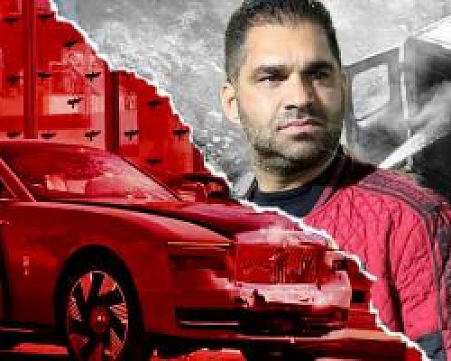Εκτέλεση βγαλμένη από ταινία-Άνοιξαν οι πόρτες του βαν και ξεκίνησε ριπή, πληροφορίες για διαφυγή με μοτοσικλέτα μετά τον εμπρησμό του βαν