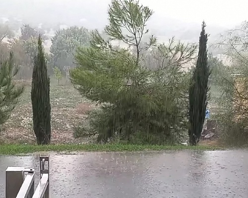 Βροχές και ισχυροί ανέμοι στο καιρικό «μενού», πότε αναμένεται άνοδος της θερμοκρασίας