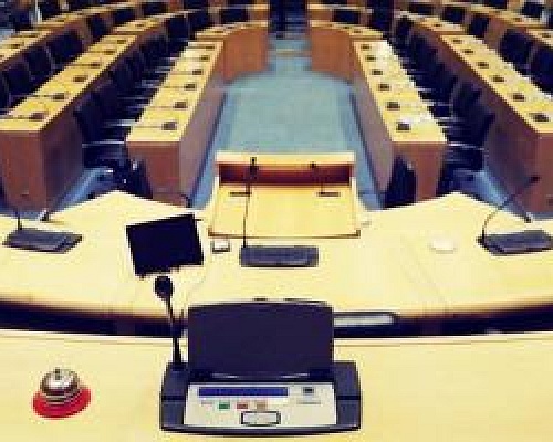 Τρέχουν να κλείσουν εκκρεμότητες οι Επιτροπές-Πίεση για προώθηση καίριων ζητημάτων ενώπιον της Ολομέλειας πριν τη διάλυση