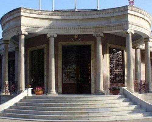 Μαζέυει αυτοκίνητα από παντού ο Δήμος Λευκωσίας Προειδοποιεί τους πολίτες να μην τα αφήνουν από δω και απο κει (ΒΙΝΤΕΟ)
