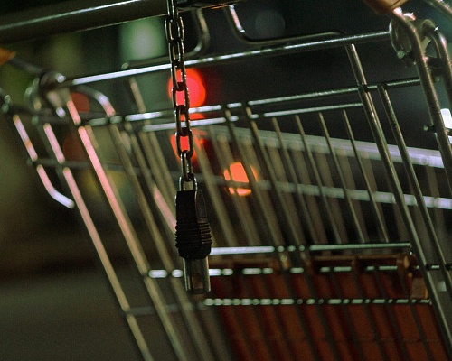 Καταναλωτές και αφθώδης πυρετός: Ανεπηρέαστη η ψυχολογία της αγοράς, ψήφος εμπιστοσύνης στο λιανικό εμπόριο