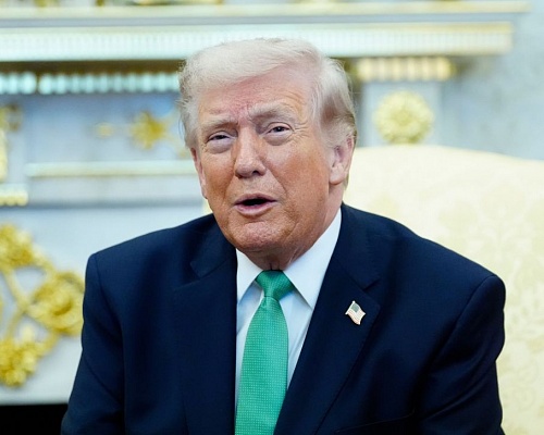 «Απειλή» Ντόναλντ Τραμπ: «Θα σκεφτούμε την αποχώρηση από το ΝΑΤΟ»