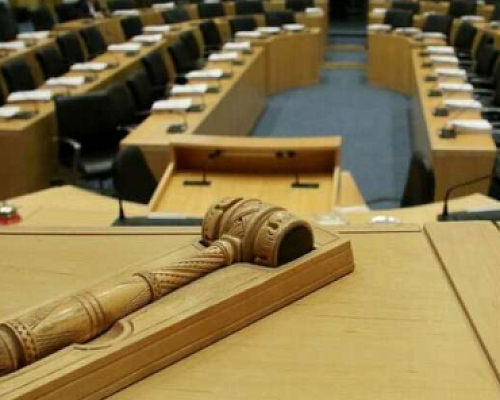 Ανατροπή στο παρά πέντε για πρώην βουλευτή με δύο συντάξεις «Μπλόκο» Εφετείου