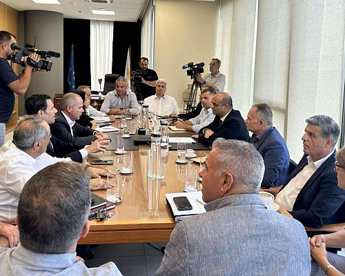 Ομαδική κυβερνητική αποστολή η συμφωνία για ΑΤΑ