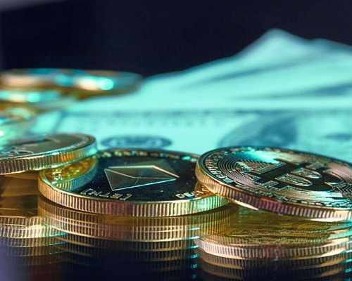 Επιτήδειοι άρπαξαν 89,816 ευρώ από 66χρονο για δήθεν επενδύσεις