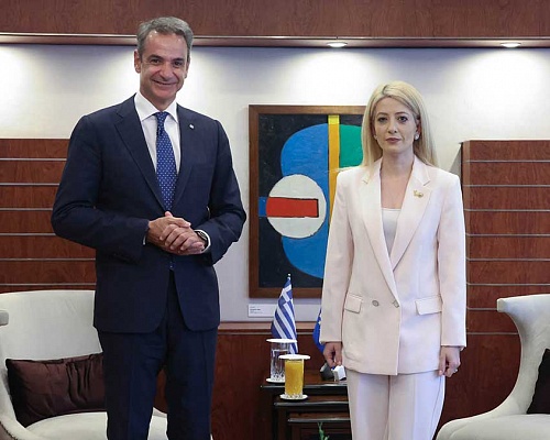 Συγχαρητήρια Μητσοτάκη σε Αννίτα: «Πρώτη δύναμη η παράταξη του Κληρίδη»