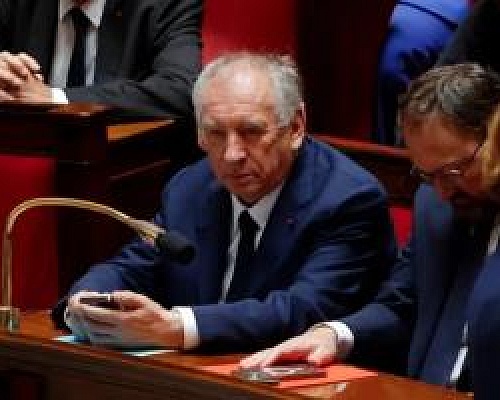 Κατέρρευσε η κυβέρνηση στη Γαλλία-Έχασε την ψήφο εμπιστοσύνης, καταθέτει την παραίτησή του ο Μπαϊρού