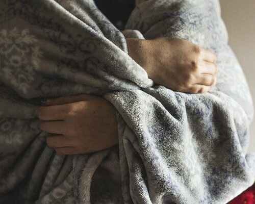 Αύξηση ενεργειακής φτώχειας στην Κύπρο – 67 χιλιάδες νοικοκυριά δεν μπορούν να ζεστάνουν το σπίτι τους decoding=async