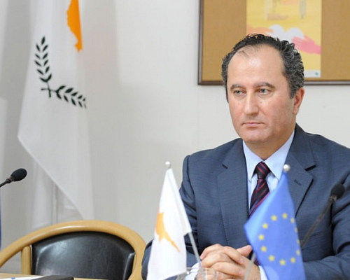 Υπεραμύνθηκε των κτηνοτρόφων για αφθώδη ο Μαλάς «Τομέας που δεν τον ήθελε κανένας κοντά του» (ΒΙΝΤΕΟ) Υπεραμύνθηκε των κτηνοτρόφων για αφθώδη ο Μαλάς «Τομέας που δεν τον ήθελε κανένας κοντά του» (ΒΙΝΤΕΟ)